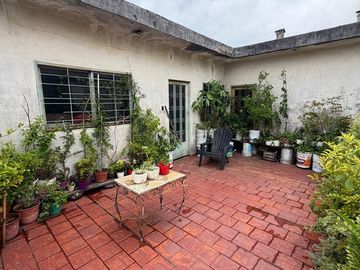 VENTA DE DEPOSITO CON VIVIENDA EN RAMOS MEJIA