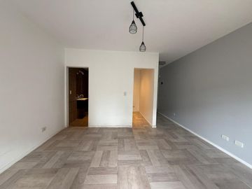 VENTA MONOAMBIENTE EN CABALLITO CON BALCON