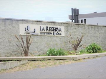 LOTE EN VENTA EN LA RESERVA HUDSON 478m2