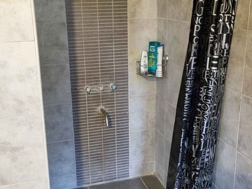 casa en venta 6 ambientes pileta quincho castelar