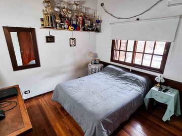 casa en venta 6 ambientes pileta quincho castelar