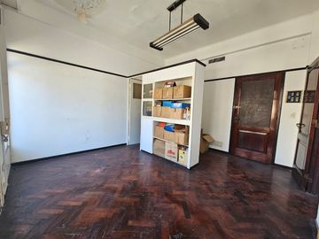 Venta Oficina Super luminosa Centro Estudio Piso 9