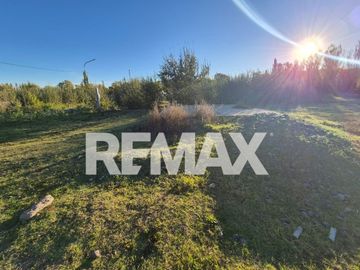 Lote 427m2 con platea - luz y gas - Cinco saltos