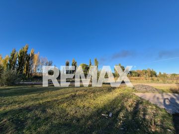 Lote 427m2 con platea - luz y gas - Cinco saltos