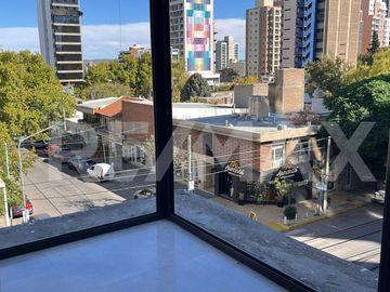 VENTA OFICINA LUMINIA Y DOS COCHERAS