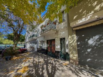 CASA EN VENTA LA PLATA