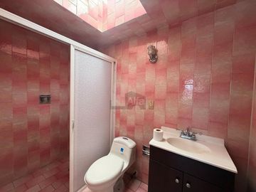 Casa sola en venta en Universidad, Toluca, México