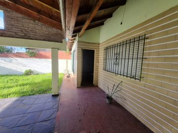 CASA 3AMB VENTA TEMPERLEY PATIO/GARAJE APTA CREDIT