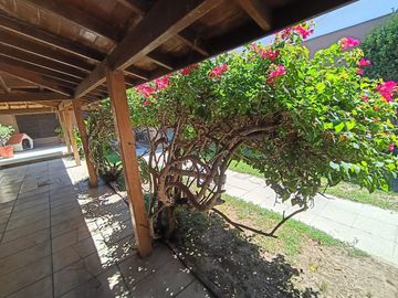 VENTA CASA 5 AMBIENTES APTA CREDITO B NACION LOMAS