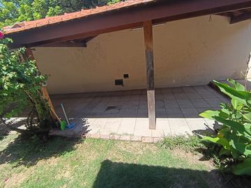 VENTA CASA 5 AMBIENTES APTA CREDITO B NACION LOMAS