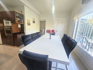 VENTA CASA TRES AMBIENTES PILETA APTO CRÉDITO