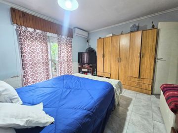VENTA CASA 7 AMBIENTES PILETA GRAL RODRIGUEZ