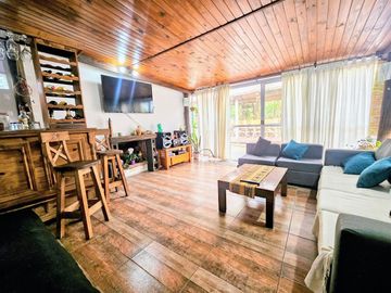 VENTA CASA 7 AMBIENTES PILETA GRAL RODRIGUEZ