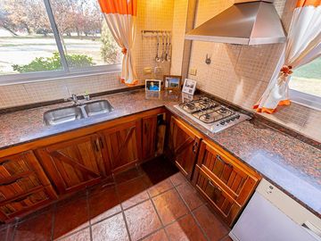 VENTA CASA 4 AMBIENTES CLUB DE CAMPO LAS PERDICES