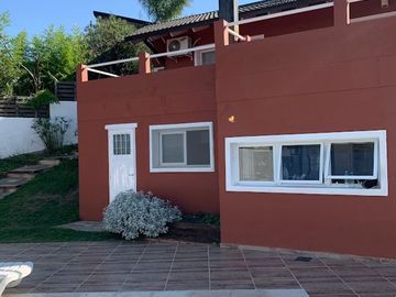 VENTA CASA 3 DORMITORIOS PILETA VILLA DEL LAGO