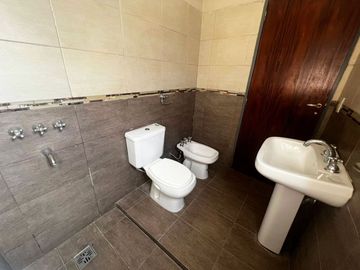 VENTA CASA 4 DORMITORIOS MALVINAS ARGENTINAS