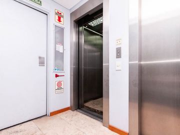 VENTA EN BLOCK - EDIFICIO CORPORATIVO - RETIRO