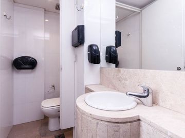 VENTA EN BLOCK - EDIFICIO CORPORATIVO - RETIRO