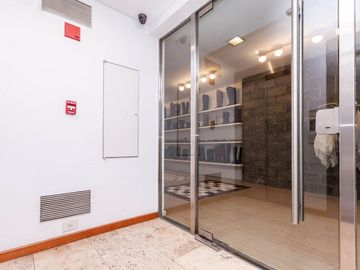 VENTA EN BLOCK - EDIFICIO CORPORATIVO - RETIRO