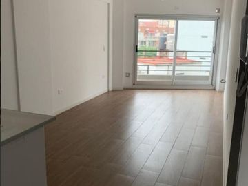 Oport. en Colegiales – Monoambiente con balcón