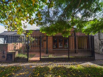 Venta Casa 4amb, APTA CREDITO, Barrio El Gaucho