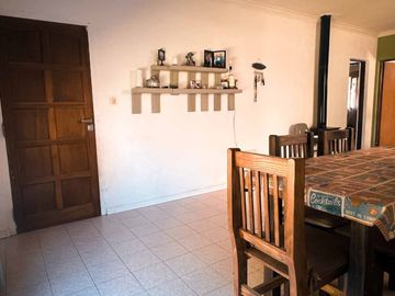 Venta Casa 3 amb. con parque de 3.000 m² y quincho