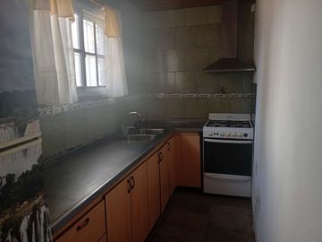 VENTA CASA MAS DOS  DEPARTAMENTOS  PUNTA MOGOTES