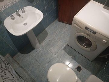 VENTA CASA MAS DOS  DEPARTAMENTOS  PUNTA MOGOTES
