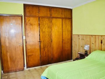 VENTA CASA 4 AMBIENTES APTA CREDITO