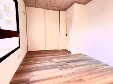 2 AMBIENTES DE 122M2 C/ TERRAZA PROPIA Y PARRILLA