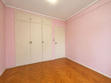 VENTA DEPTO 3 AMB CON COCHERA BALVANERA