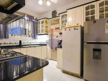 VENTA SEMIPISO 4 AMBIENTES CABALLITO FPQUE RIVADA