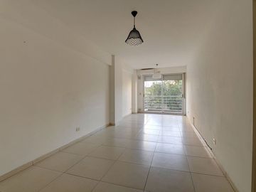 VENTA DEPARTAMENTO BALVANERA SUM, COCHERA Y PILETA