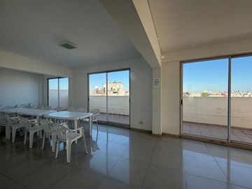 VENTA DEPARTAMENTO BALVANERA SUM, COCHERA Y PILETA