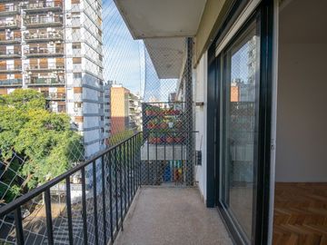 VENTA DEPARTAMENTO 3 AMBIENTES CON BALCON BELGRANO