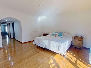 RAMOS MEJIA VENTA CASA 6 AMB PILETA EXC ESTADO