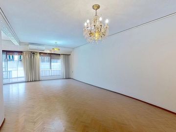 Piso Exclusivo 4 Amb c/Dep + Cochera / Caballito