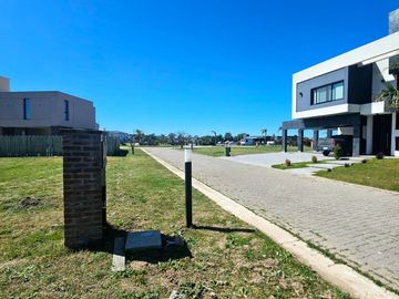 Lote en venta Lagos de Canning oportunidad permuta