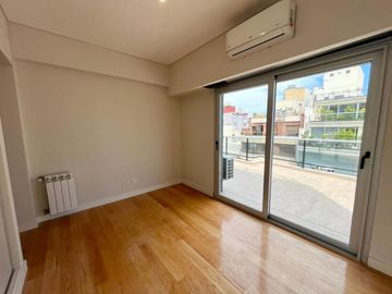 VENTA 4 AMB C/BALCON Y PARRILLA 2 COCH CABALLITO