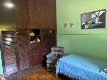 VENTA CASA 4 AMBIENTES CASTELAR NORTE GRAN FONDO