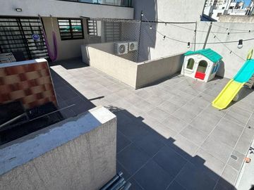 DEPARTAMENTO 3 AMBIENTES C/ PATIO PARQUE CHACABUCO