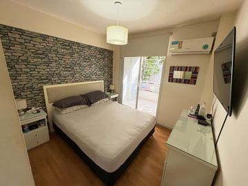 VENTA. CABALLITO 2 AMB (80 m2), LAV, BALCÓN AL FR