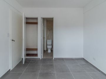 VENTA 2 AMBIENTES RECICLADO A NUEVO APTO CREDITO