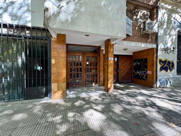 VENTA MONOAMB CON BALCON FRANCES EST.RAMOS MEJIA