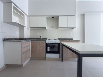 VENTA DEPTO A ESTRENAR CON PATIO ALMAGRO