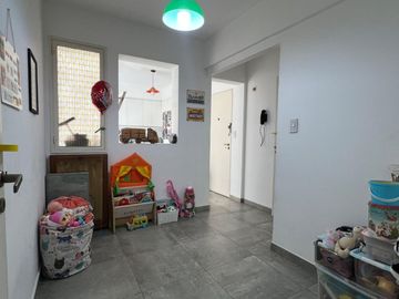 VENTA DEPTO 4 AMB BALCON AV. DIRECTORIO, FLORES