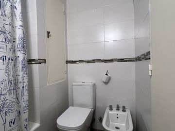 VENTA DEPTO 4 AMB BALCON AV. DIRECTORIO, FLORES