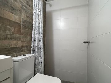 VENTA DEPTO 4 AMB BALCON AV. DIRECTORIO, FLORES