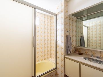 Venta Departamento Piso Caballito 4 amb + dependen