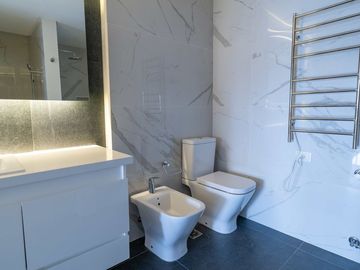 VENTA 5 AMBIENTES A ESTRENAR CON BALCON CABALLITO